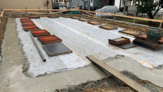 丁張（ちょうはり）・・・基礎工事