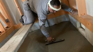 コンクリート打ち