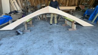 入母屋・・・破風板