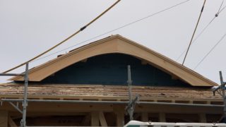 入母屋・・・破風板取付