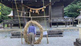 茅の輪くぐり