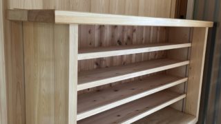 玄関ホール、下駄箱