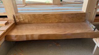 玄関・・・敷台、框