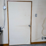 ドア枠取り換え