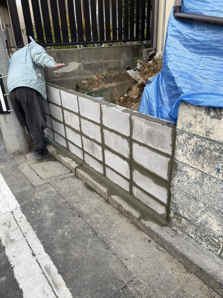 ブロック積