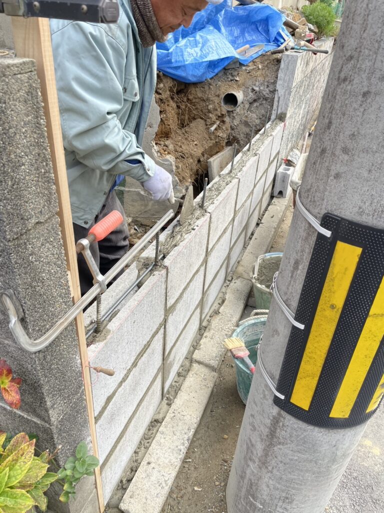 ブロック積
