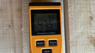 木の天然乾燥に時間をかけ、次に使える様に準備する、これがいい家造りに繋がります。